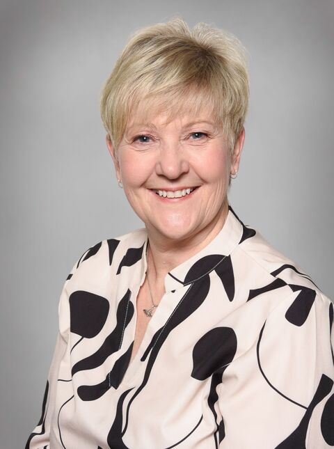 Mrs Beverley Copson